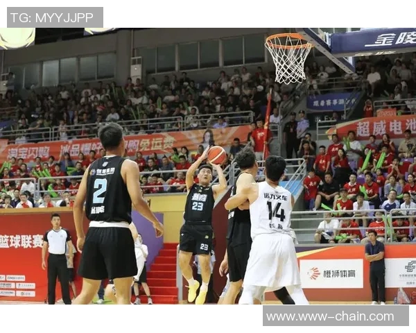 杭州篮球队在冠军赛积分榜上以100分稳居第一名,展现强劲实力 杭州篮球队在冠军赛积分榜上以100分稳居第一名,展现强劲实力